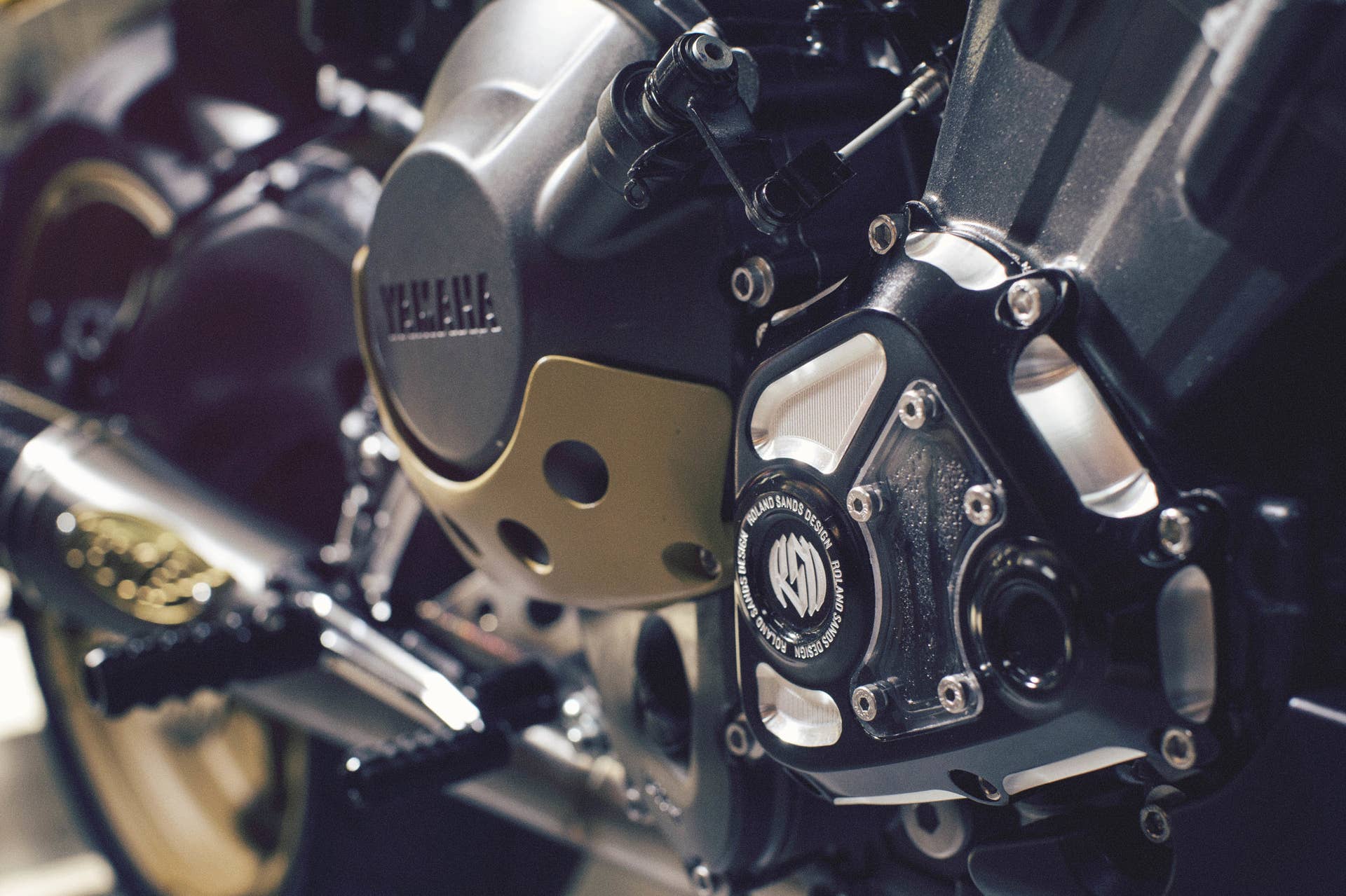 Yamaha 900 Faster Wasp Roland Sands Design detail