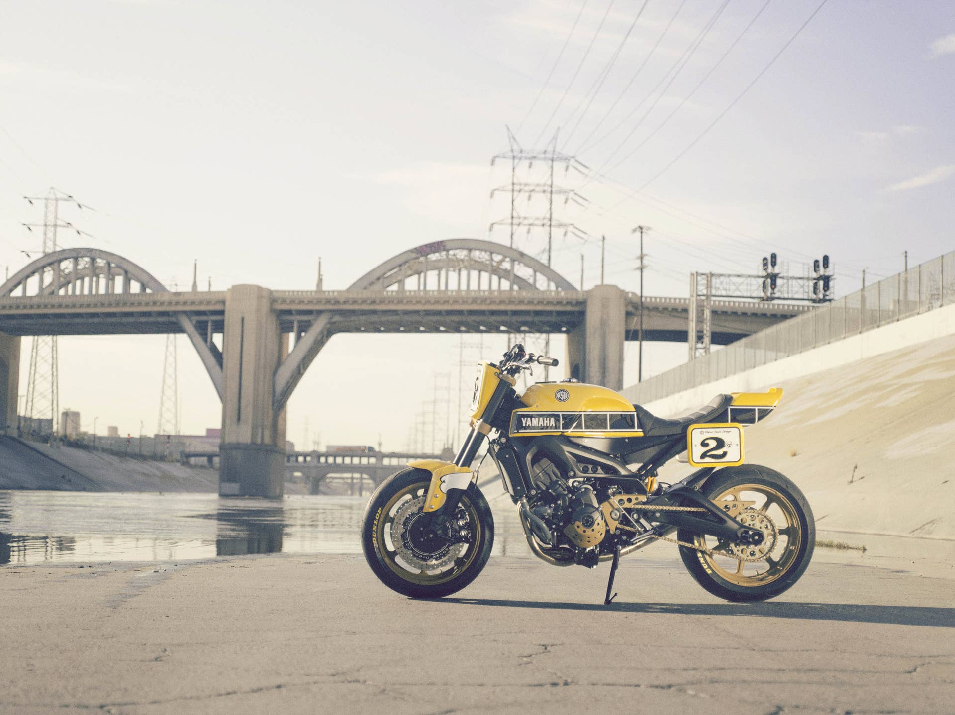 Yamaha 900 Faster Wasp Roland Sands Design profile