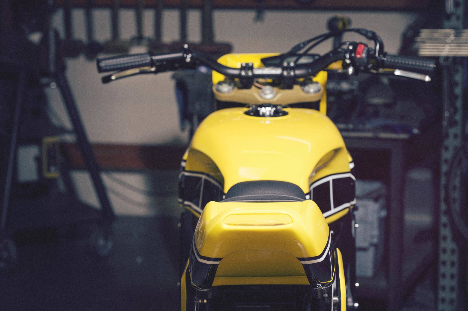 Yamaha 900 Faster Wasp Roland Sands Design detail