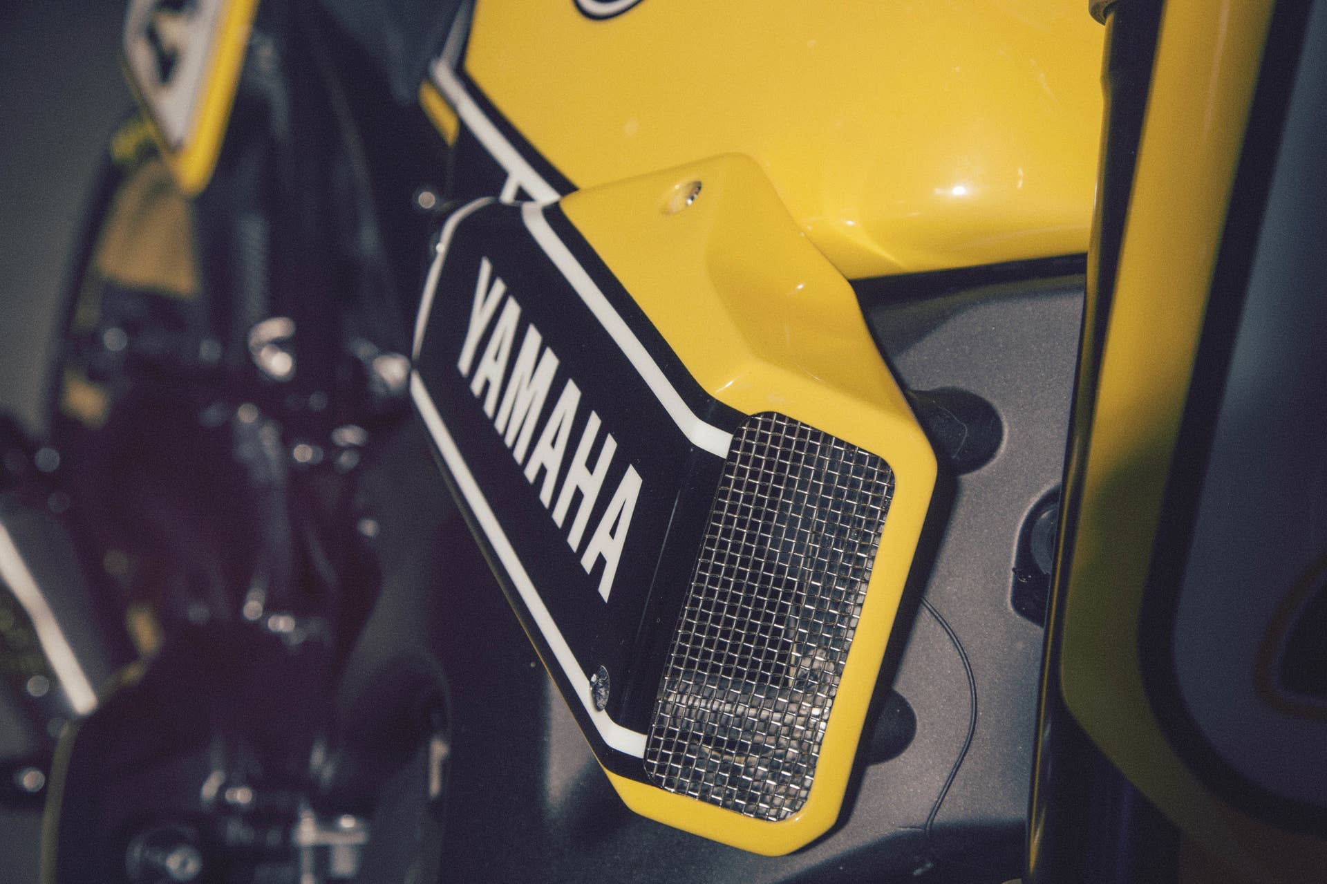 Yamaha 900 Faster Wasp Roland Sands Design detail