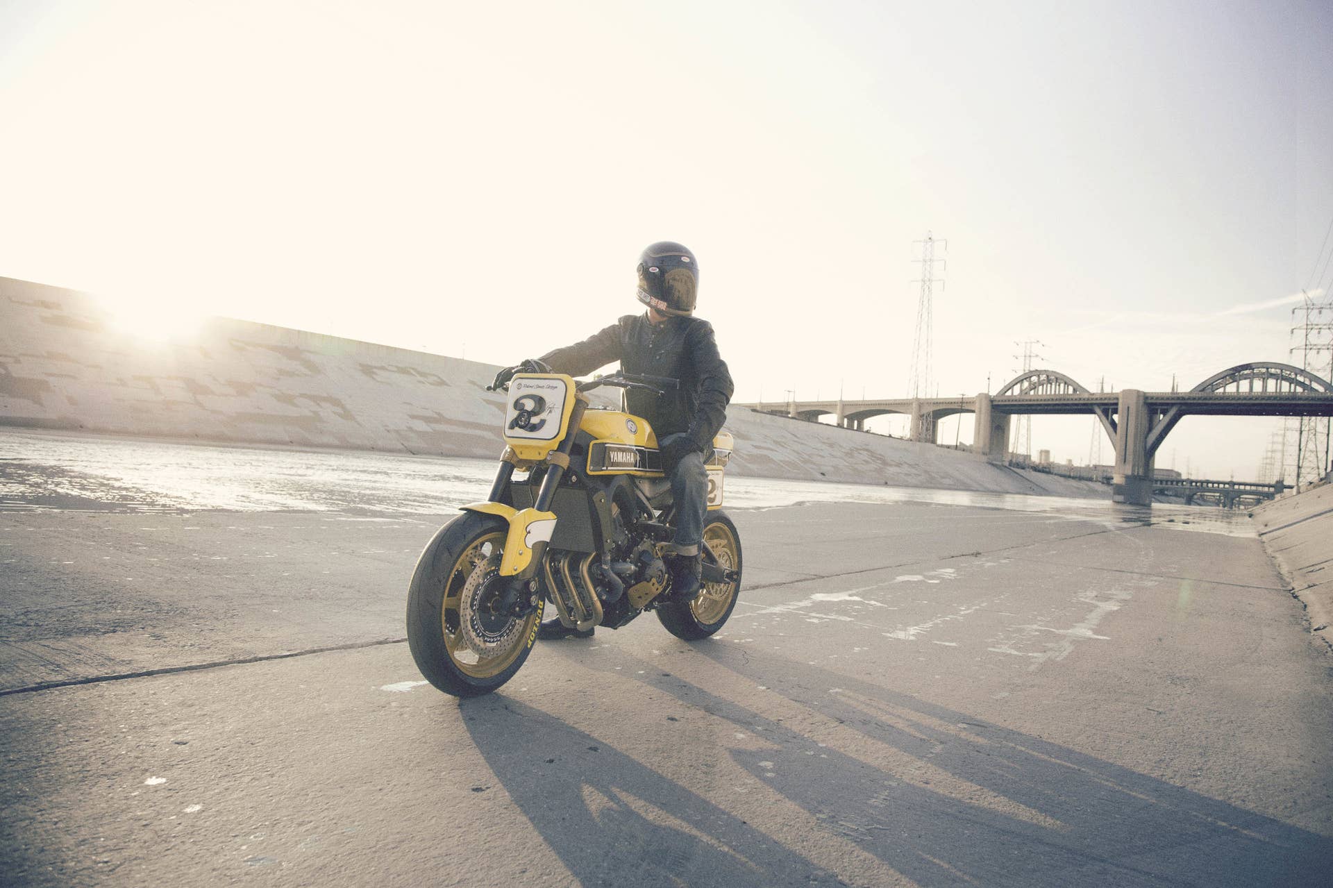 Yamaha 900 Faster Wasp Roland Sands Design rider