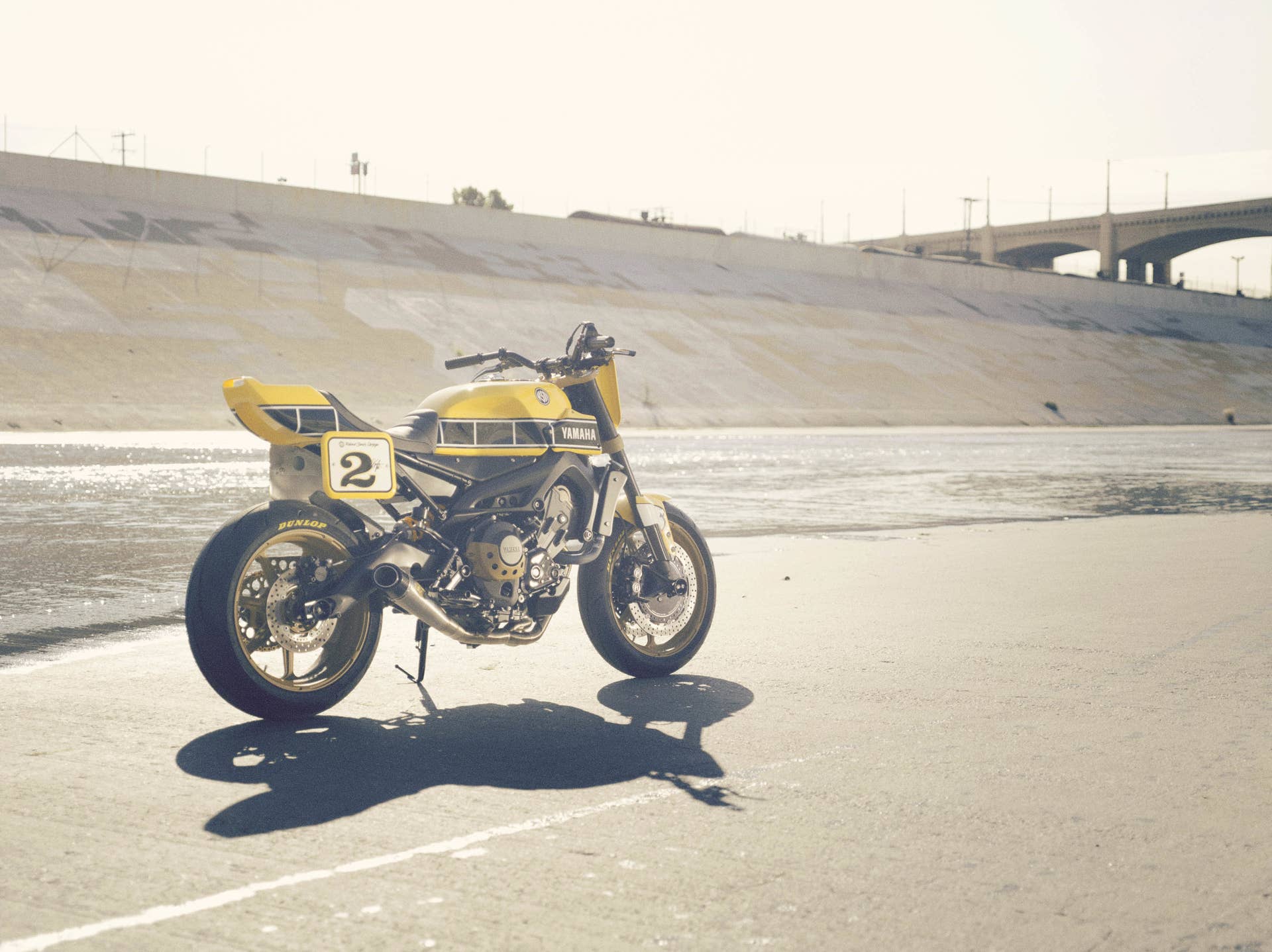 Yamaha 900 Faster Wasp Roland Sands Design rear 3/4