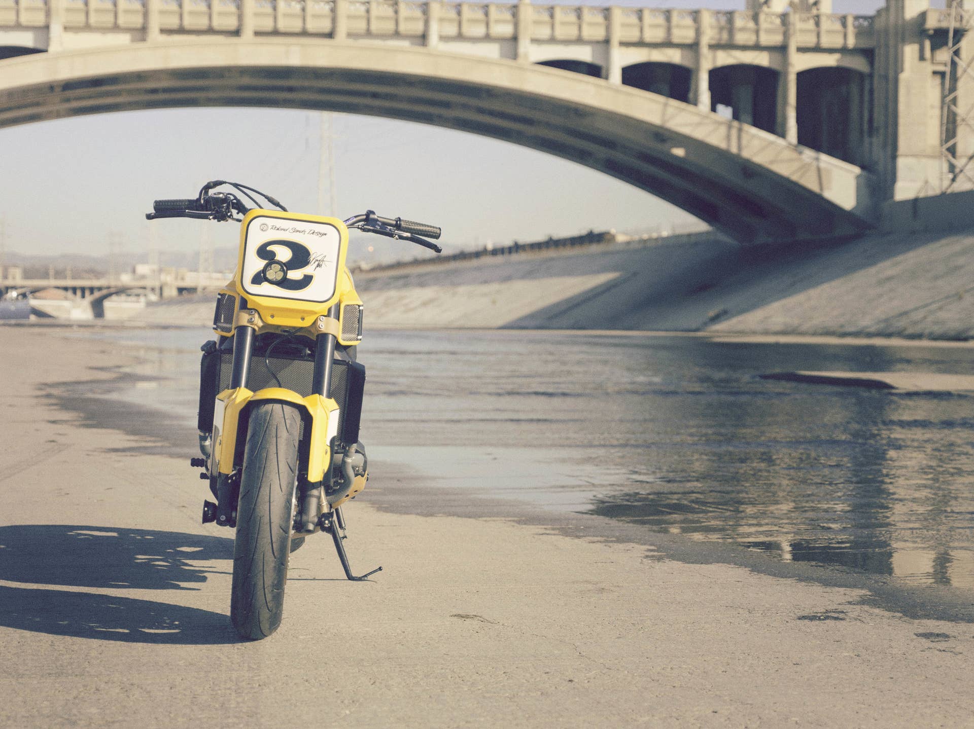 Yamaha 900 Faster Wasp Roland Sands Design front