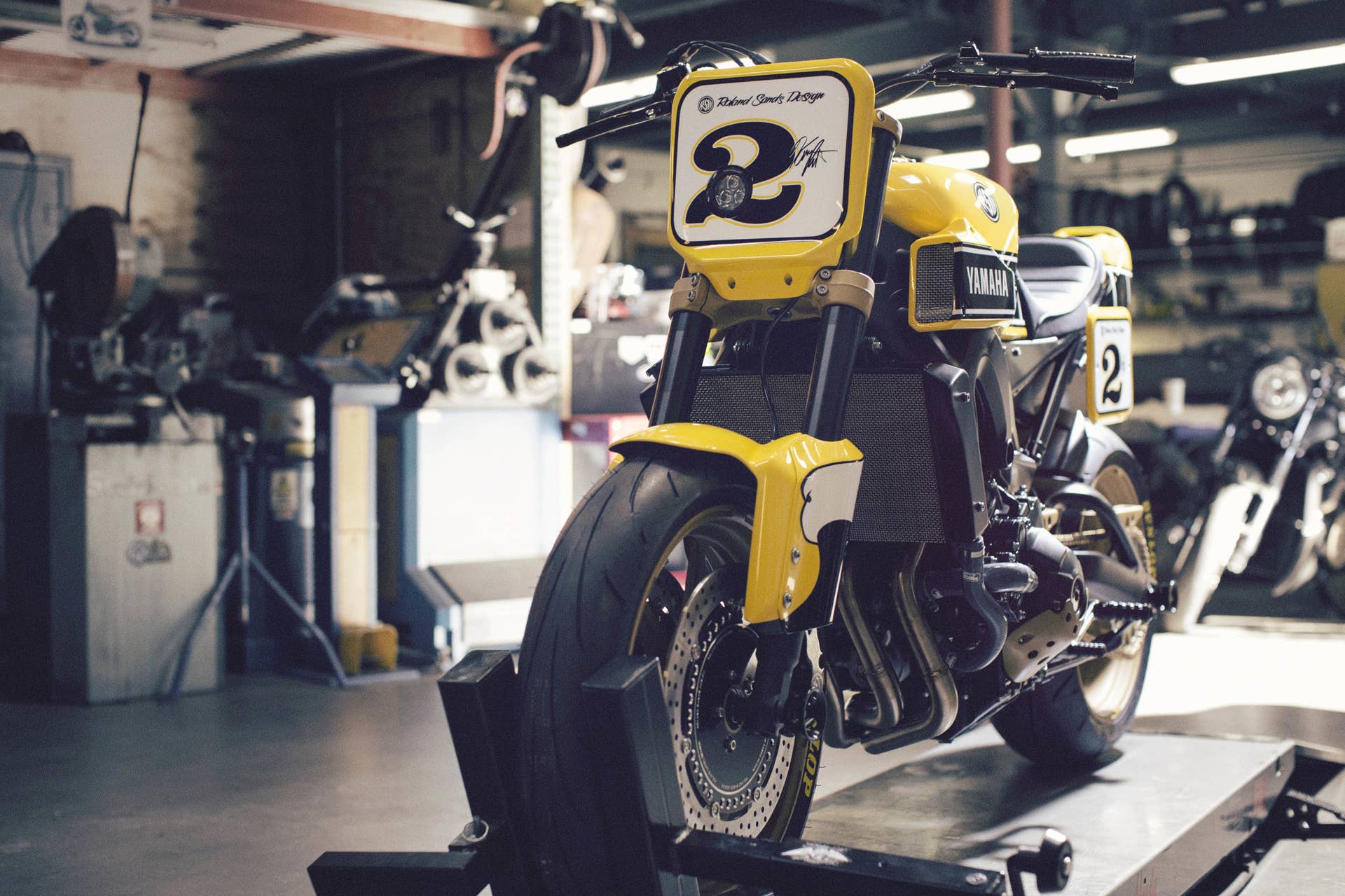 Yamaha 900 Faster Wasp Roland Sands Design detail