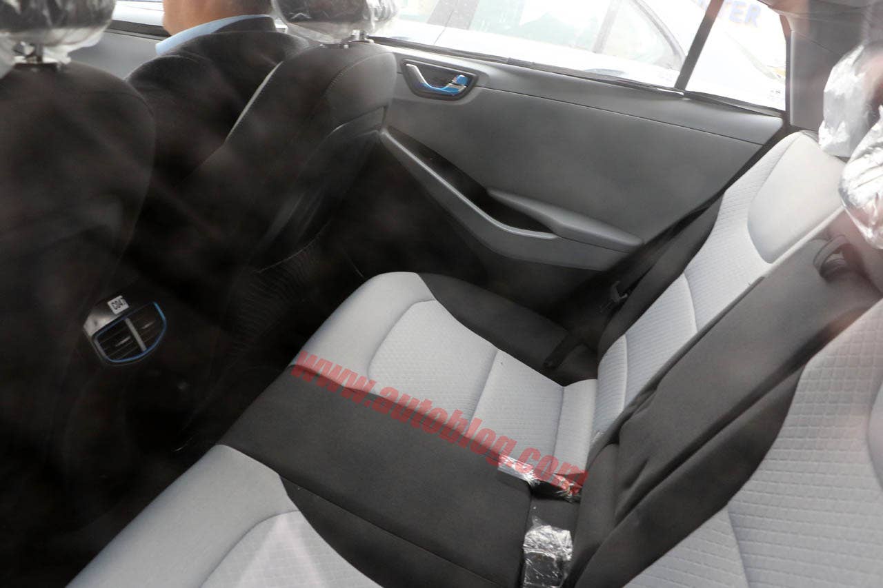 Hyundai hybrid prototype interior
