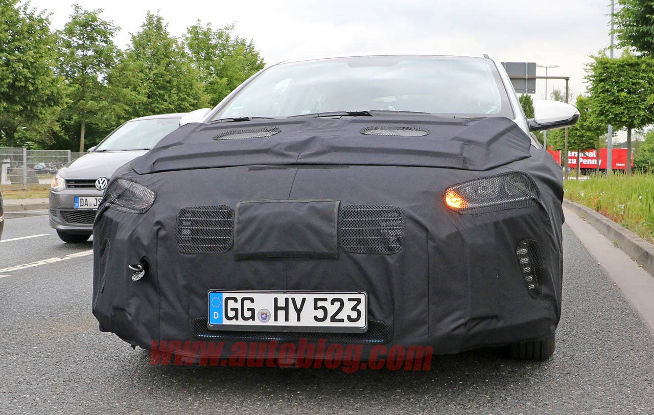 Hyundai hybrid prototype front