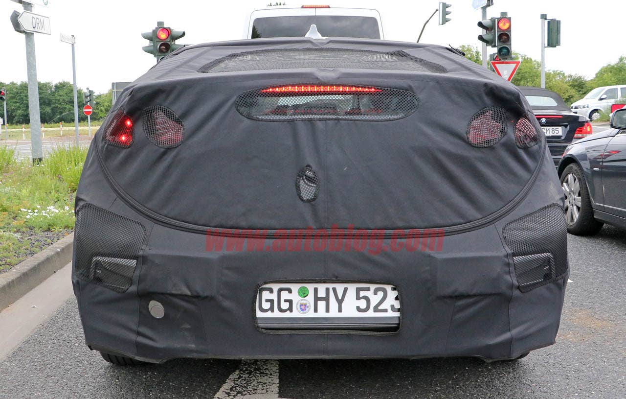 Hyundai Prius-fighter rear