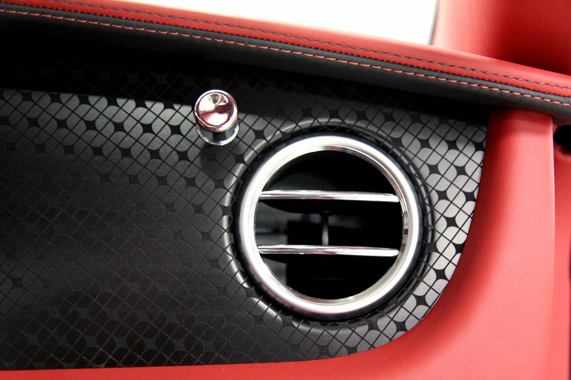 Bentley Monster by Mulliner dashboard
