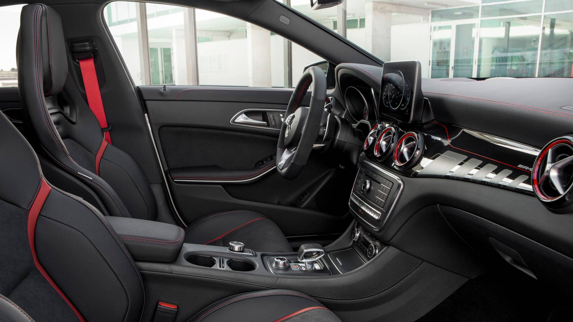 2017 mercedes cla45 amg interior