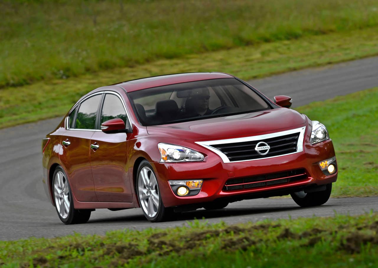 The most innovative version yet, the fifth-generation 2013 Nissan Altima builds on its strong reputation for quality and reliability and adds new levels of innovation, fuel-efficiency, dynamic performance and premium style.