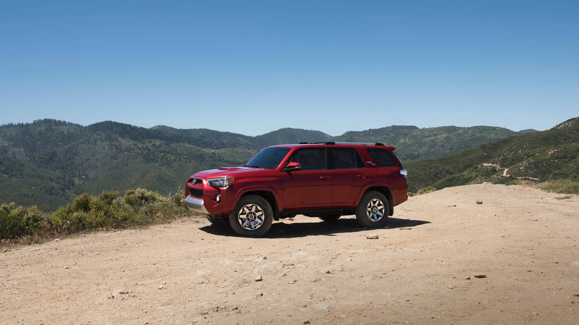 2017 Toyota 4Runner TRD Off-Road Models Exterior Side