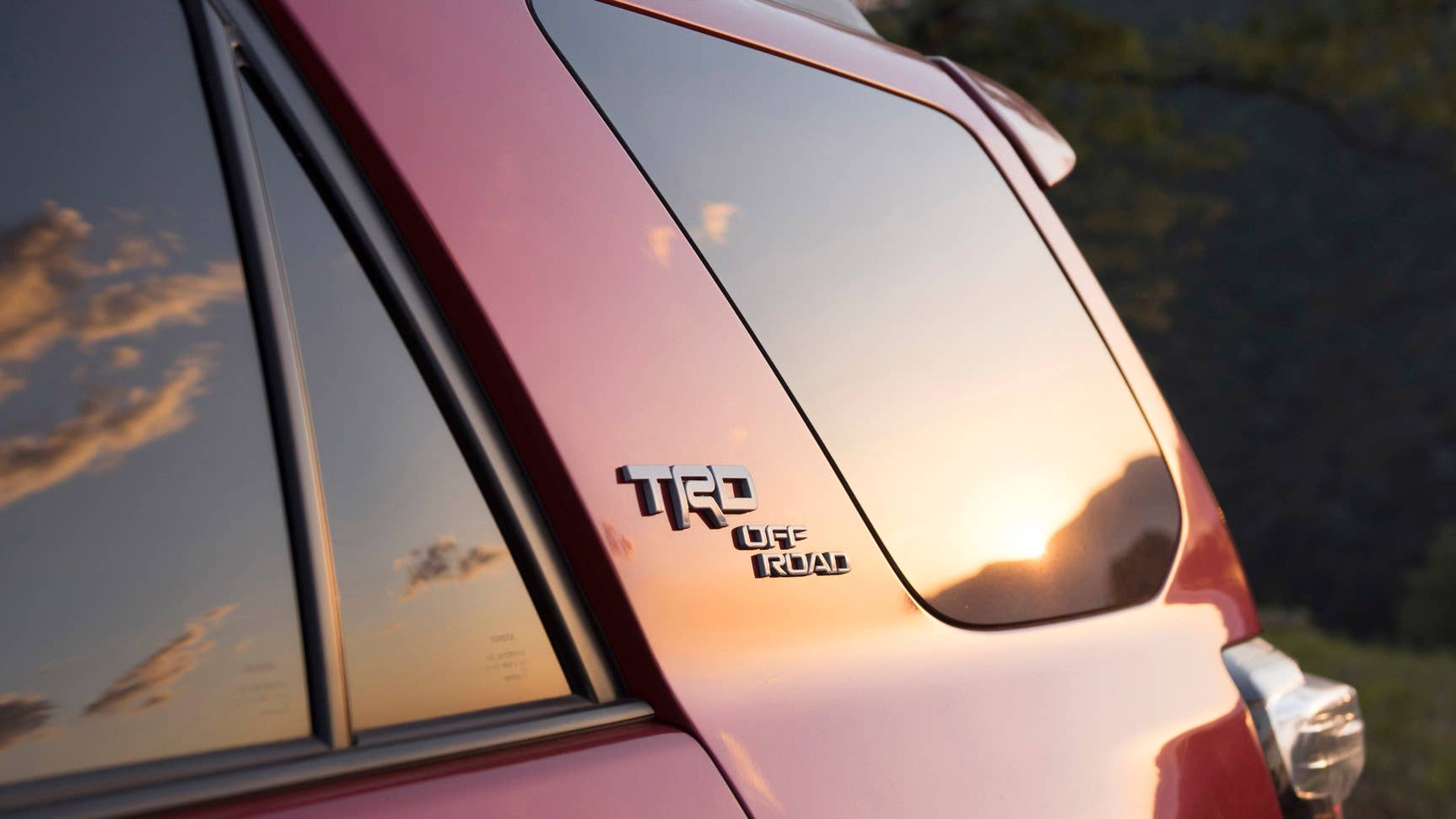2017 Toyota 4Runner TRD Off-Road Models Exterior Badge