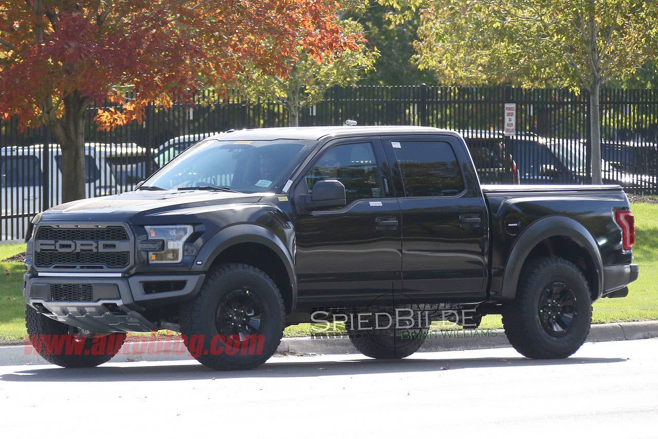 black 2017 ford f-150 raptor supercrew design