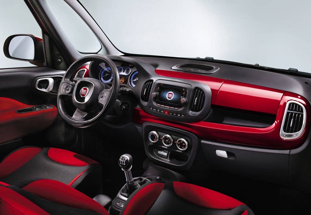 Fiat 500L cabin