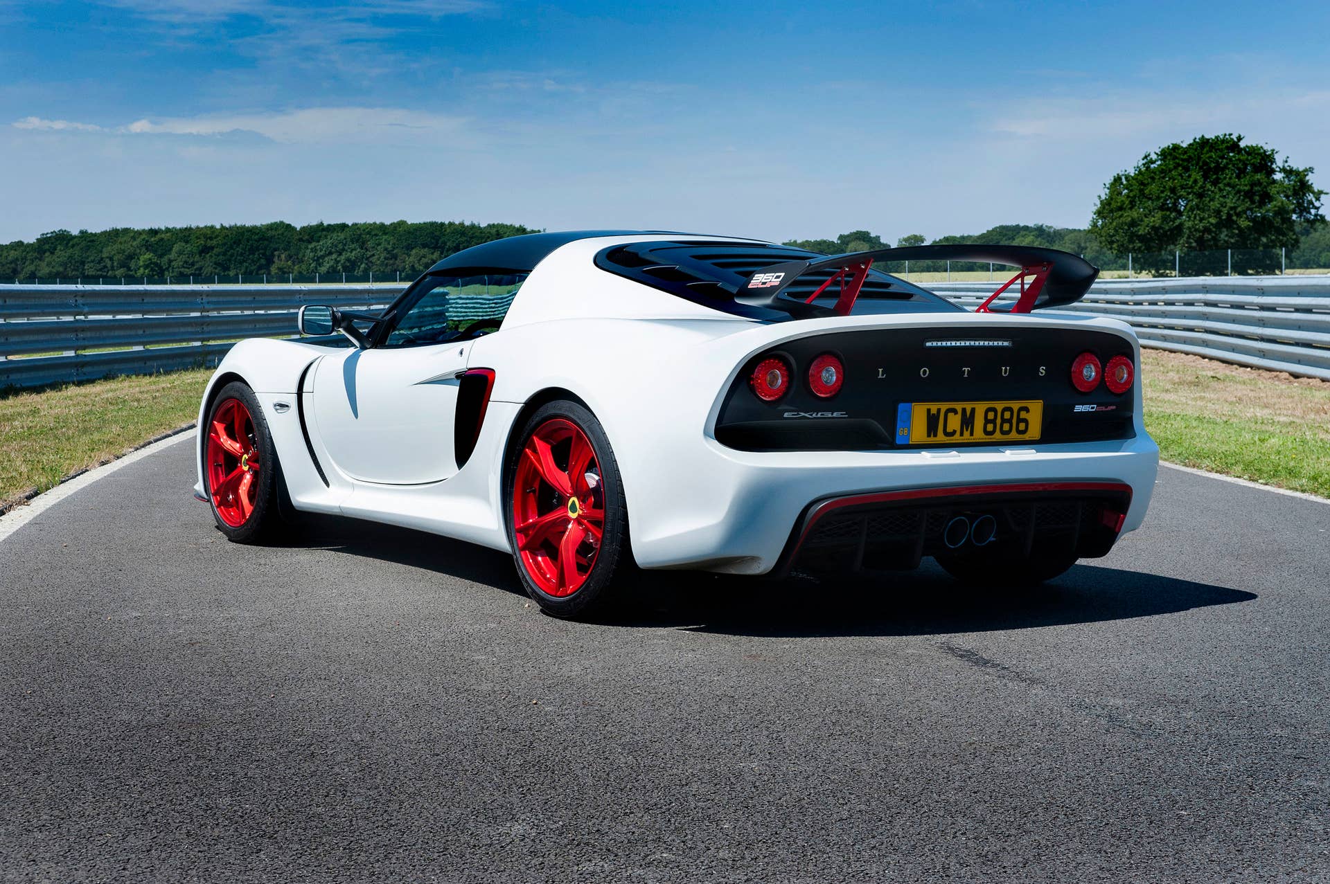 white lotus exige 360 cup low angle rear