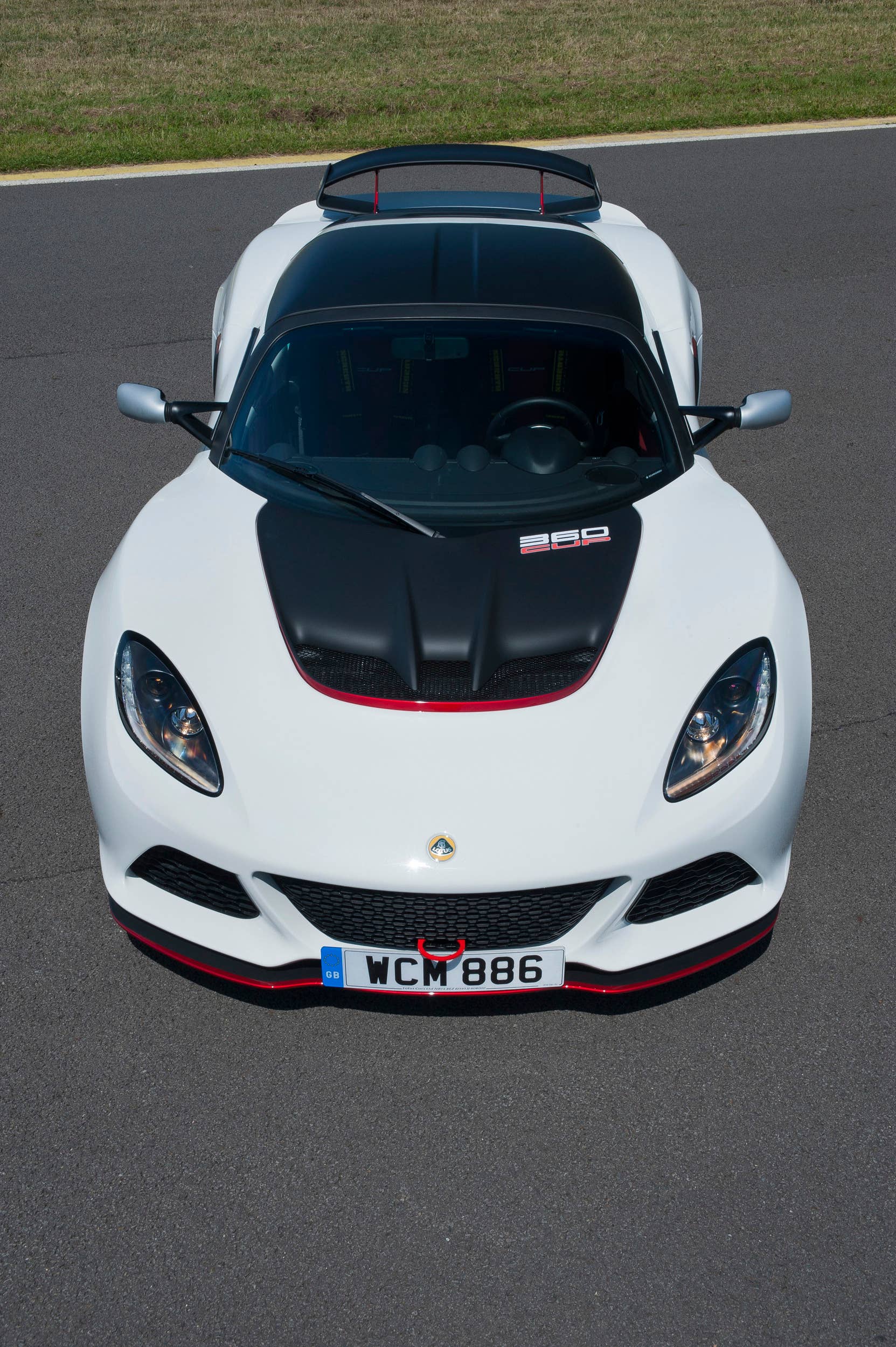 white lotus exige 360 cup top
