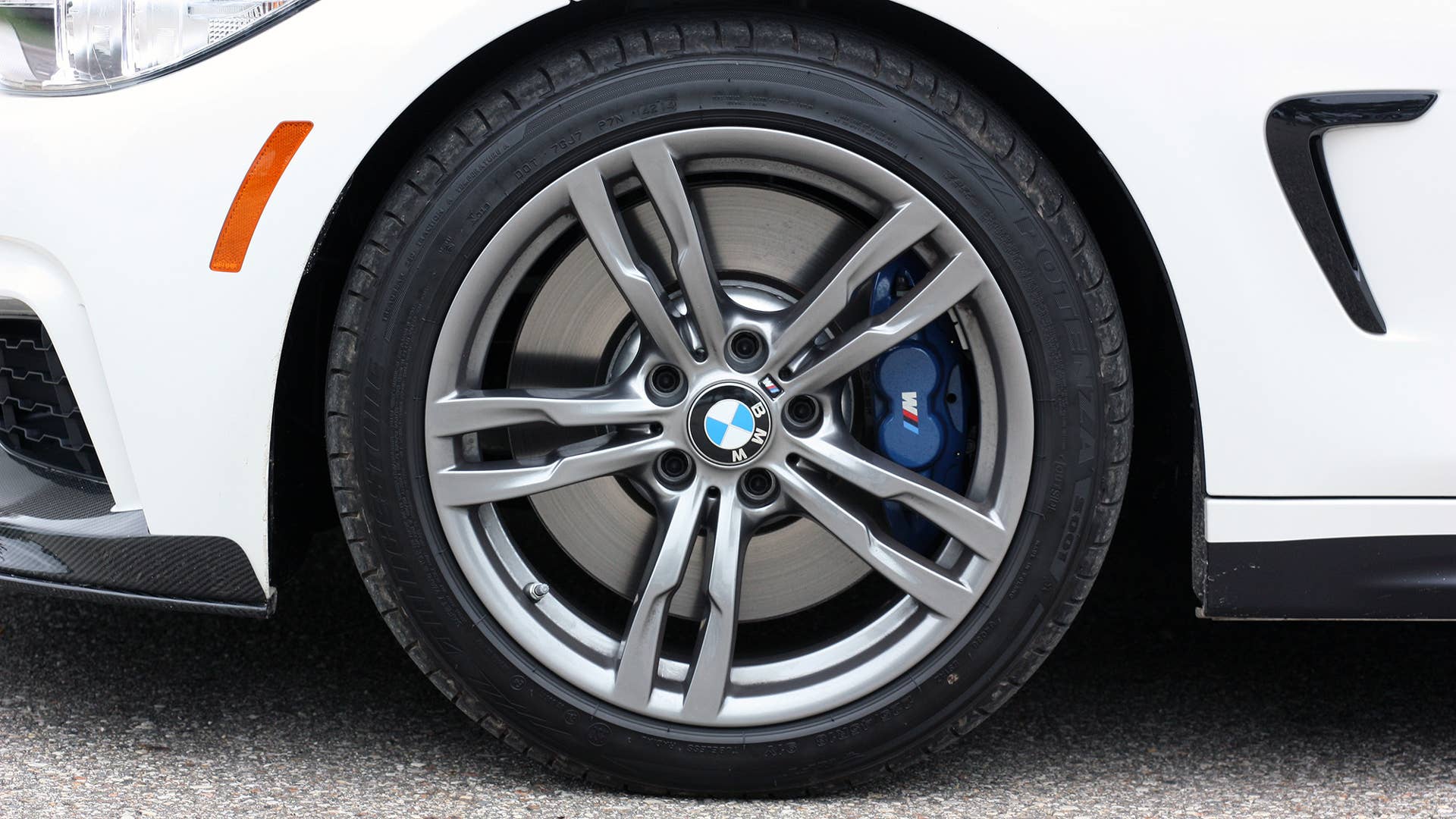 2016 BMW 435i ZHP Coupe wheel and tire