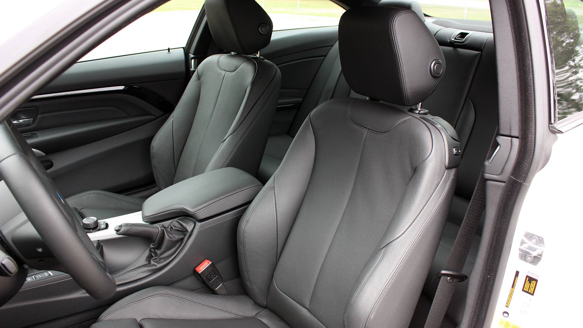 2016 BMW 435i ZHP Coupe seats