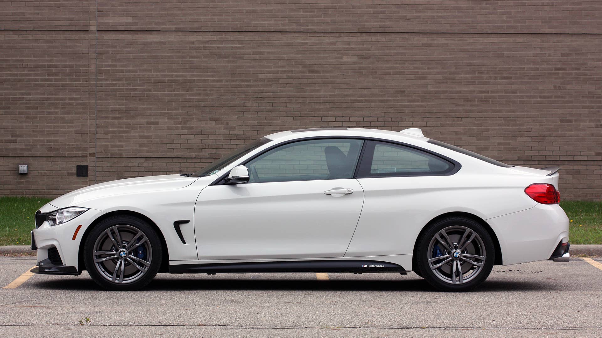 2016 BMW 435i ZHP Coupe side profile