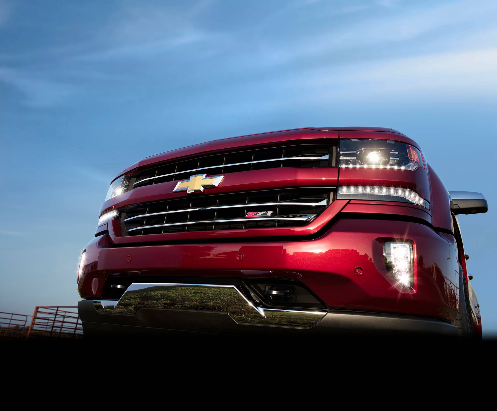 2016 Chevrolet Silverado 1500 LTZ Z71 front grille