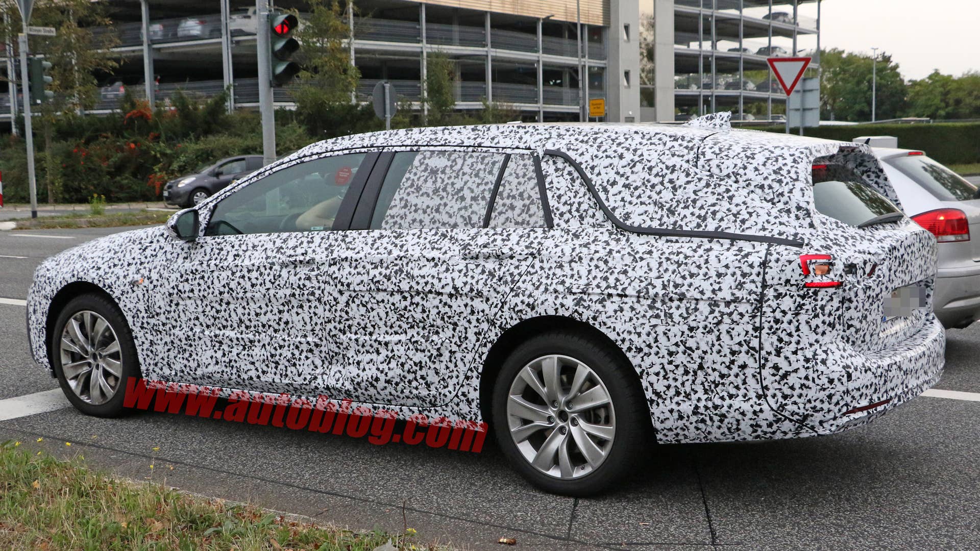 2018 Opel Insignia Grand Sport Tourer Spy Shots Rear End Exterior
