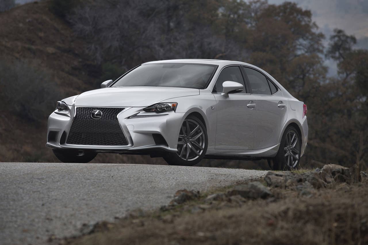 Lexus IS