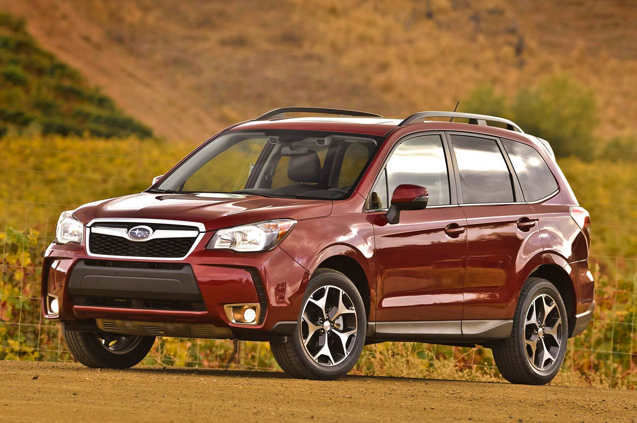 2014 Subaru Forester front 3/4 view