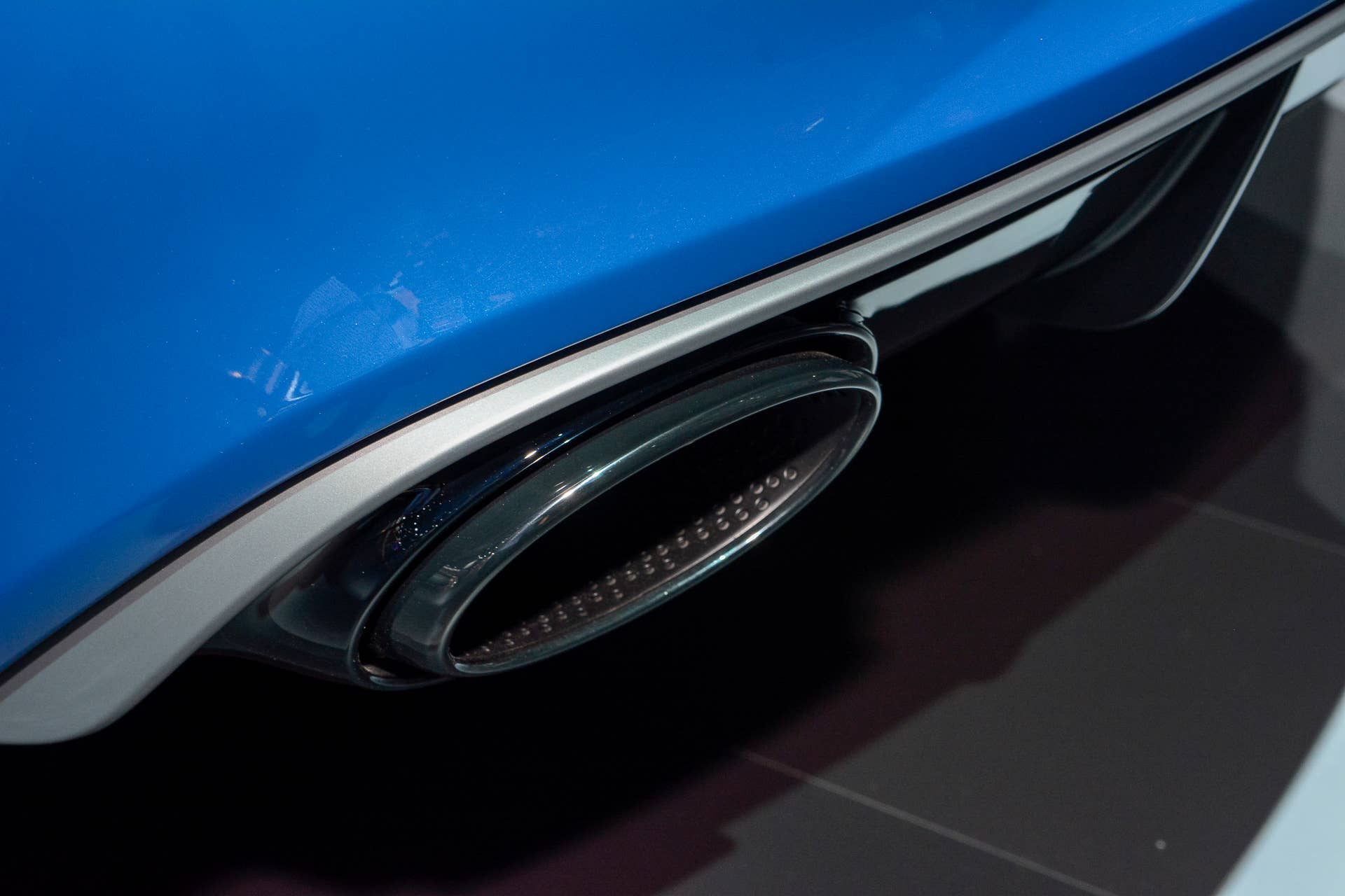 exhaust pipe la 2015 audi rs7 performance