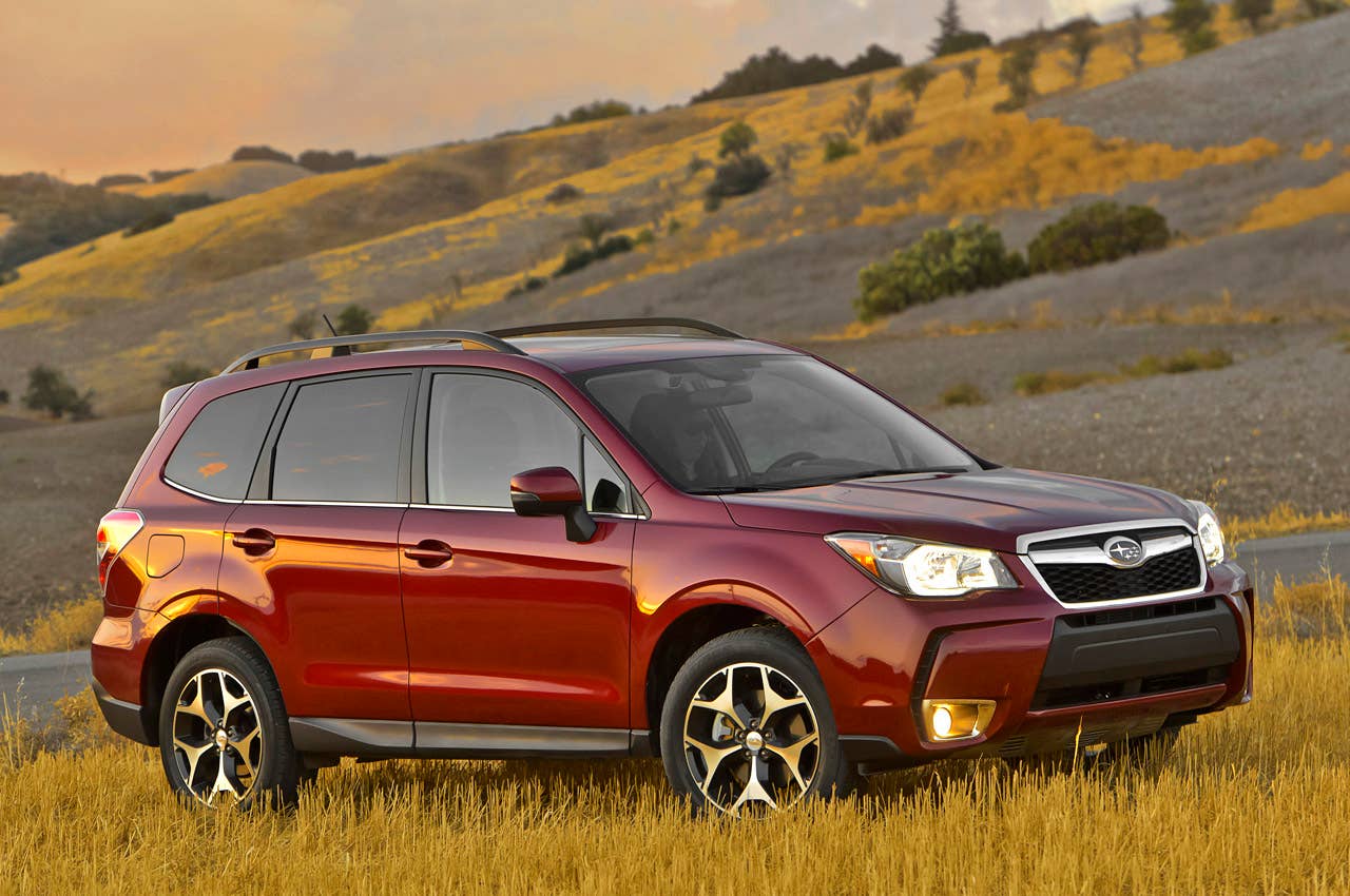 2014 Subaru Forester front 3/4 view