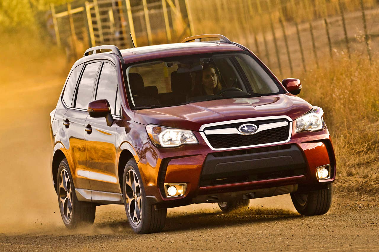 2014 Subaru Forester front 3/4 view