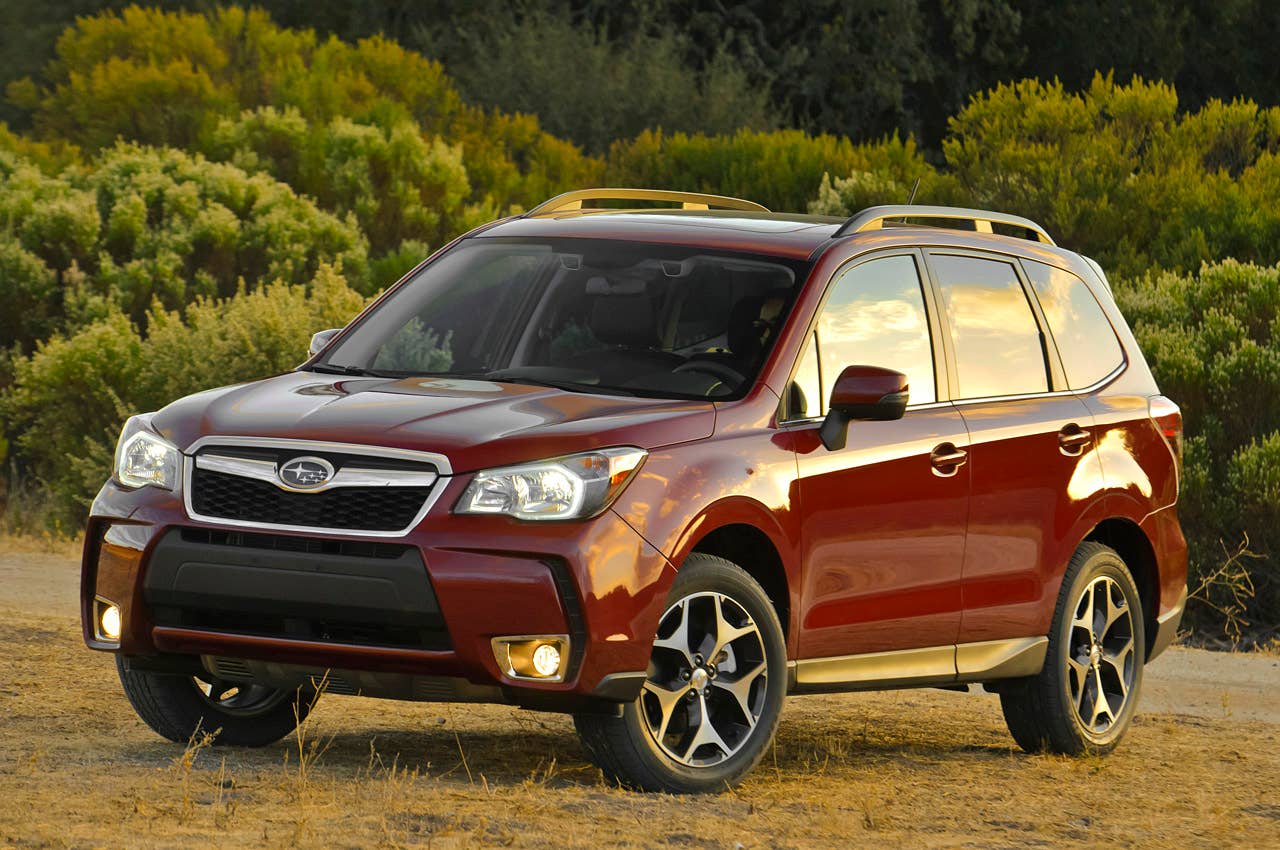 2014 Subaru Forester front 3/4 view