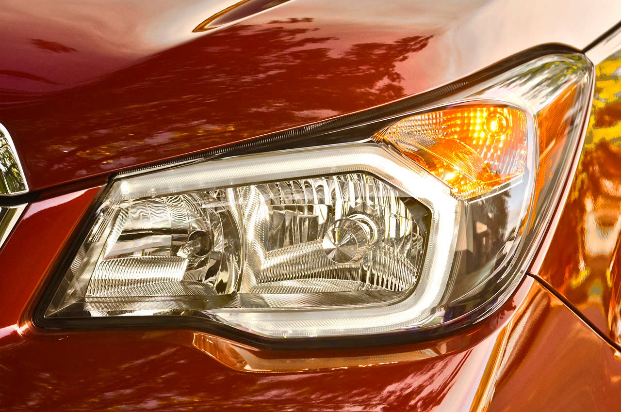 2014 Subaru Forester headlight