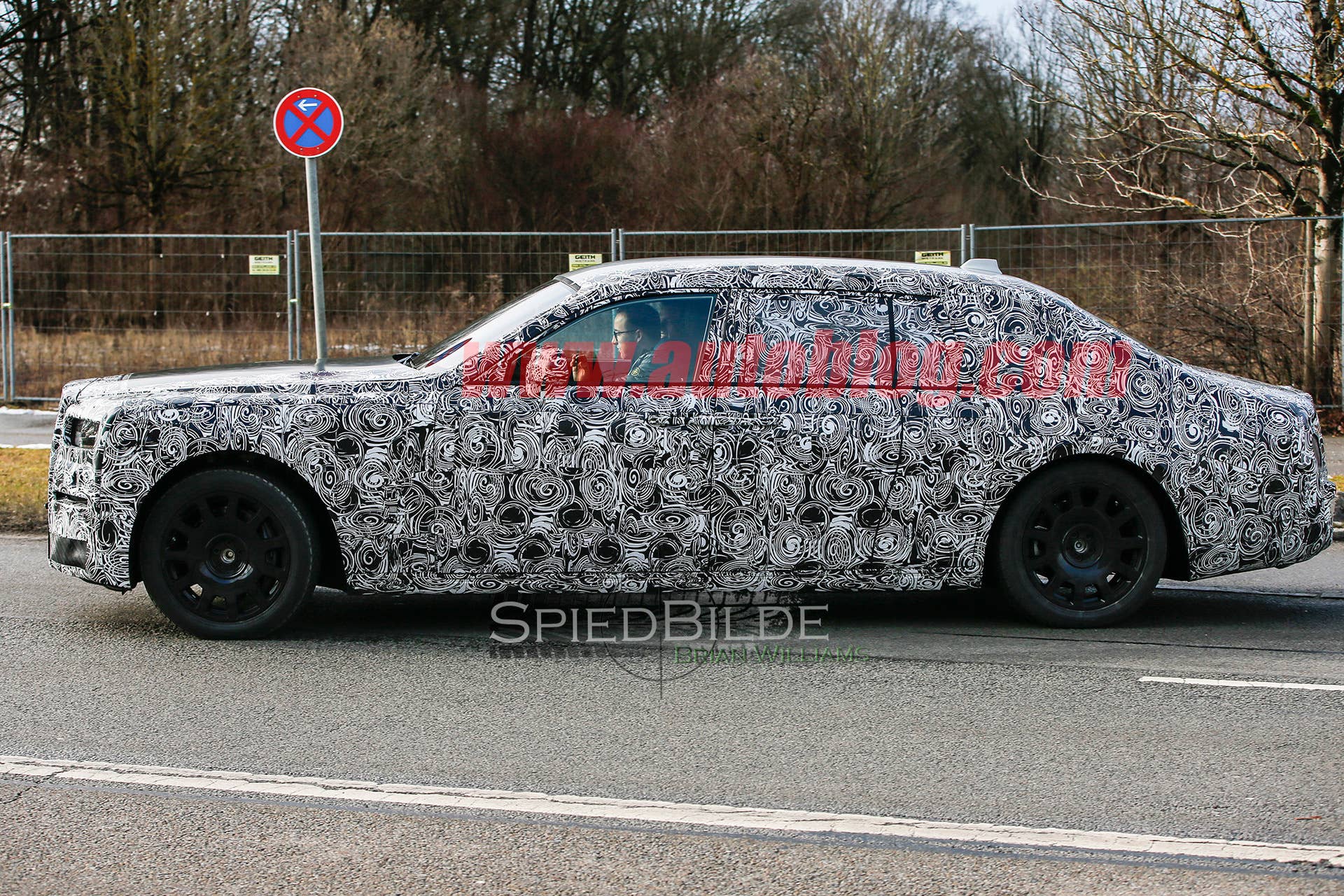 profile side phantom rolls-royce spied