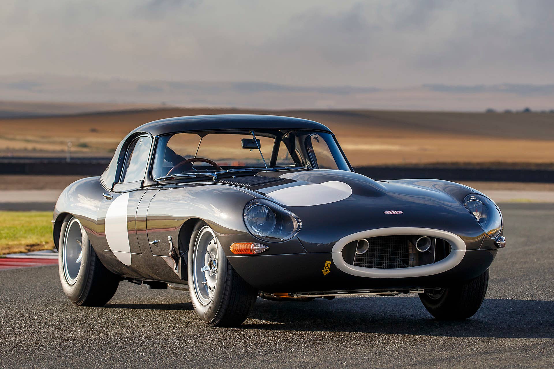 Jaguar Continuation Lightweight E-Type front 3/4 view