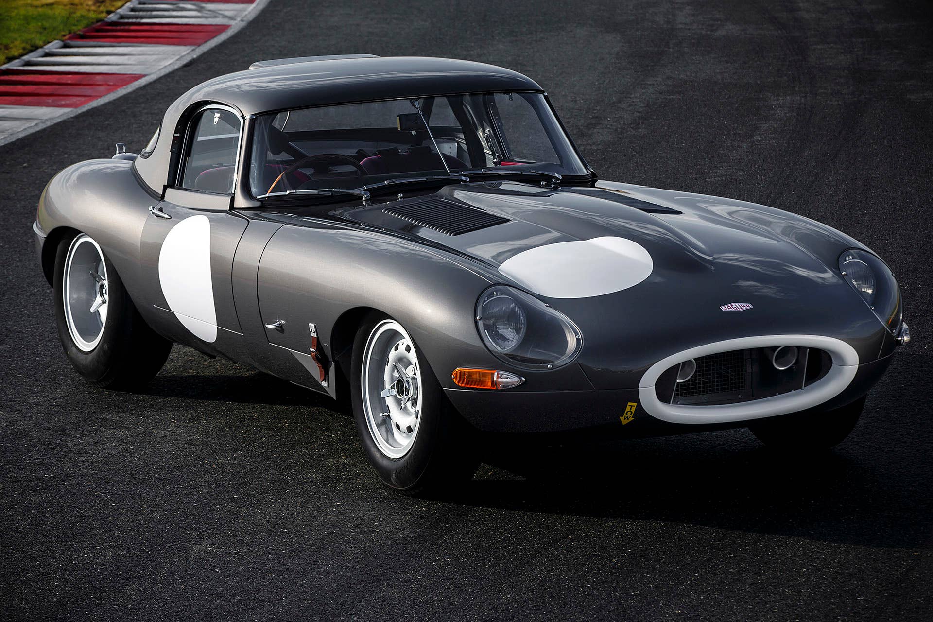 Jaguar Continuation Lightweight E-Type front 3/4 view