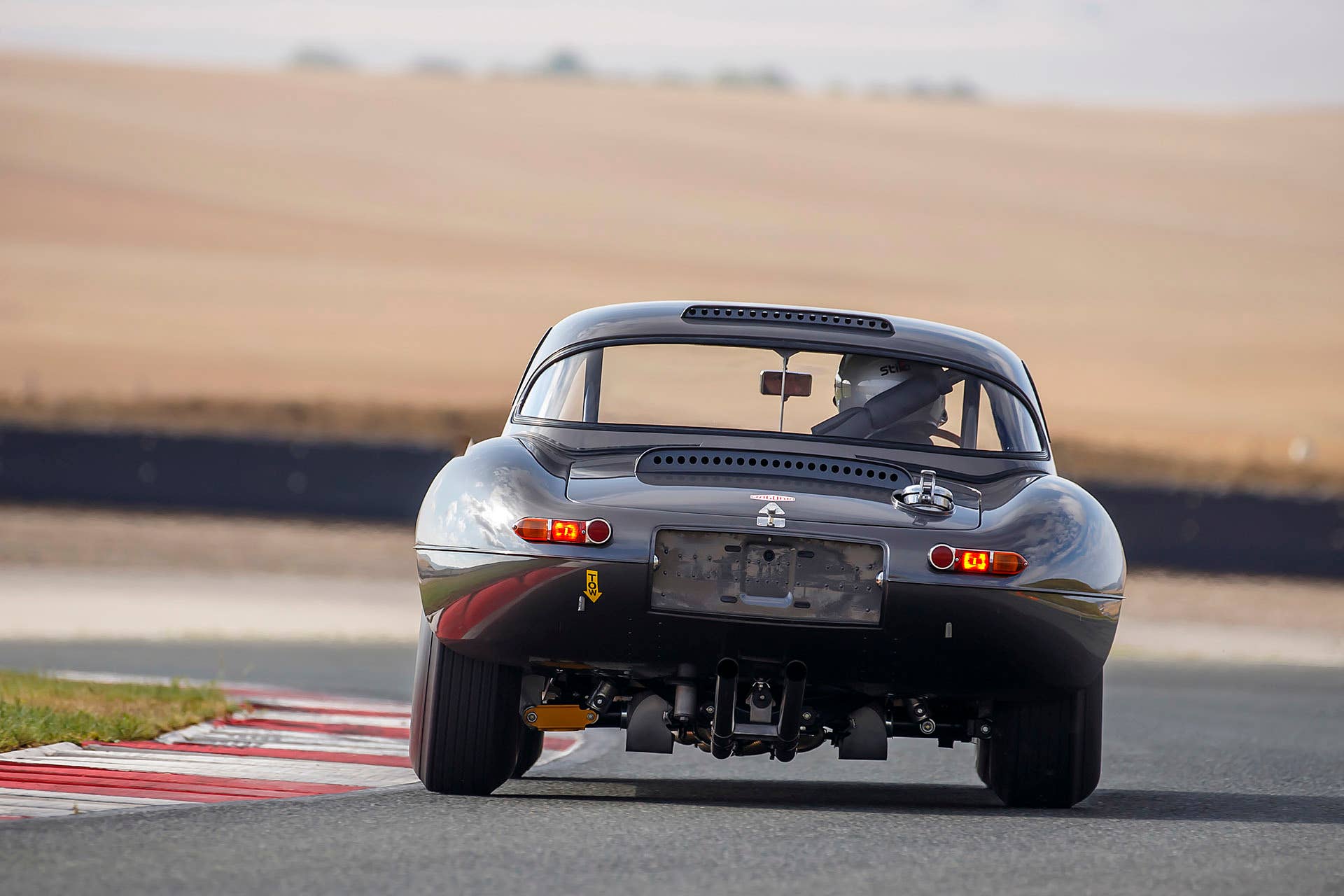 Jaguar Continuation Lightweight E-Type on track