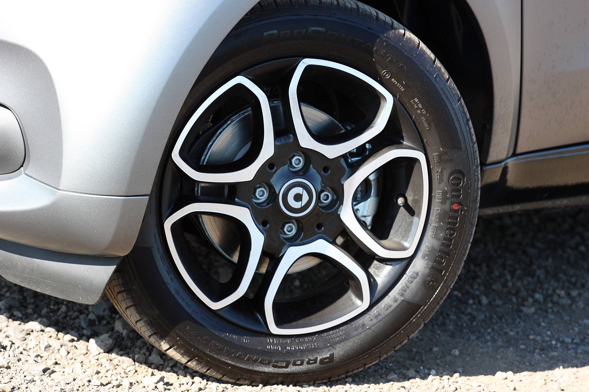 2016 Smart Fortwo wheel