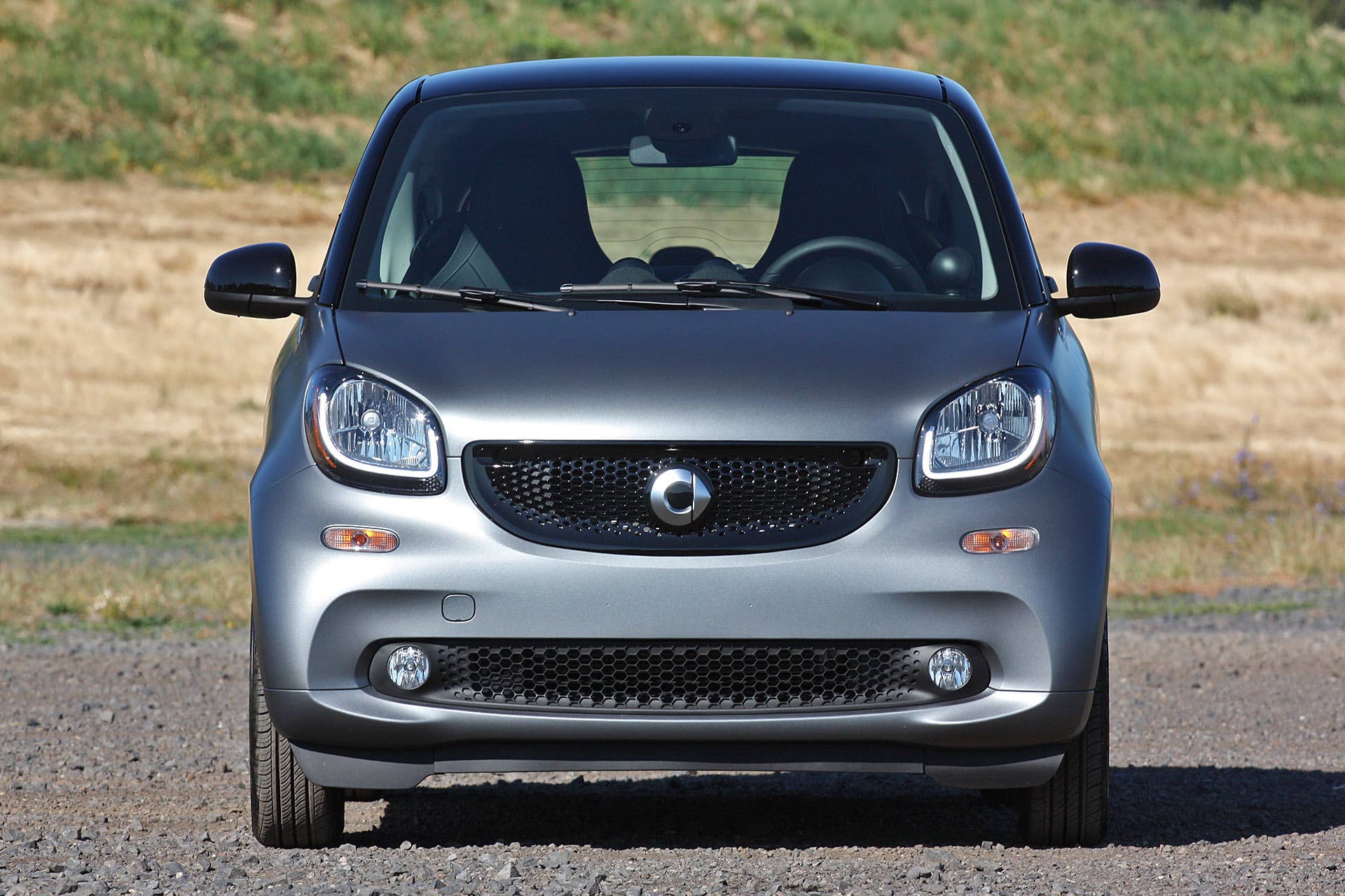 2016 Smart Fortwo front view