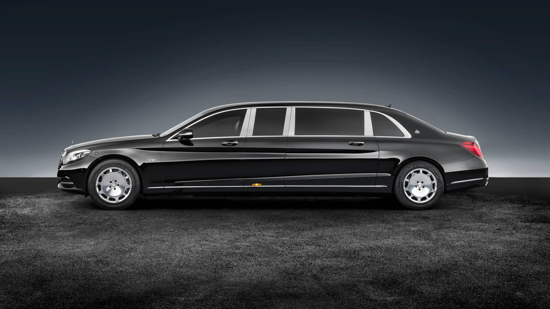 2017 Mercedes-Maybach Pullman Guard