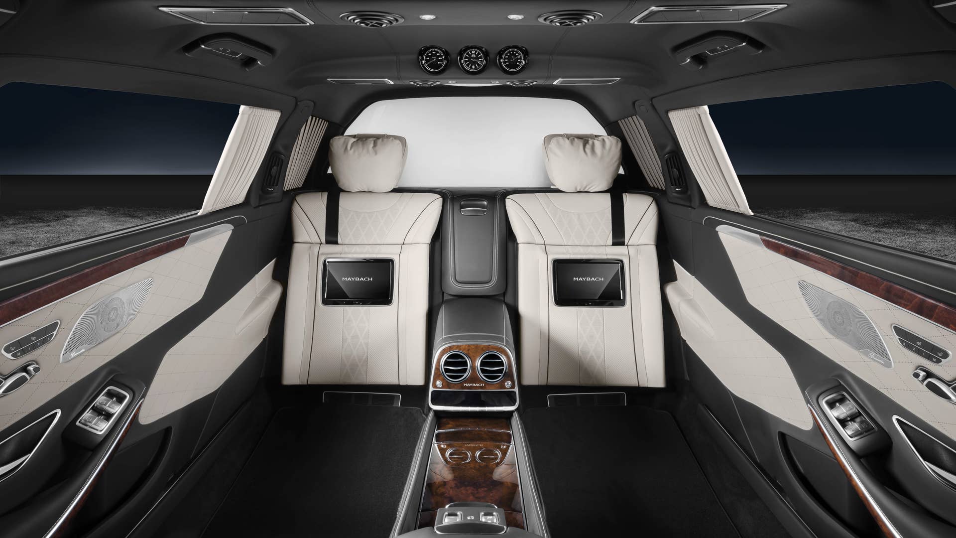 2017 Mercedes-Maybach Pullman Guard