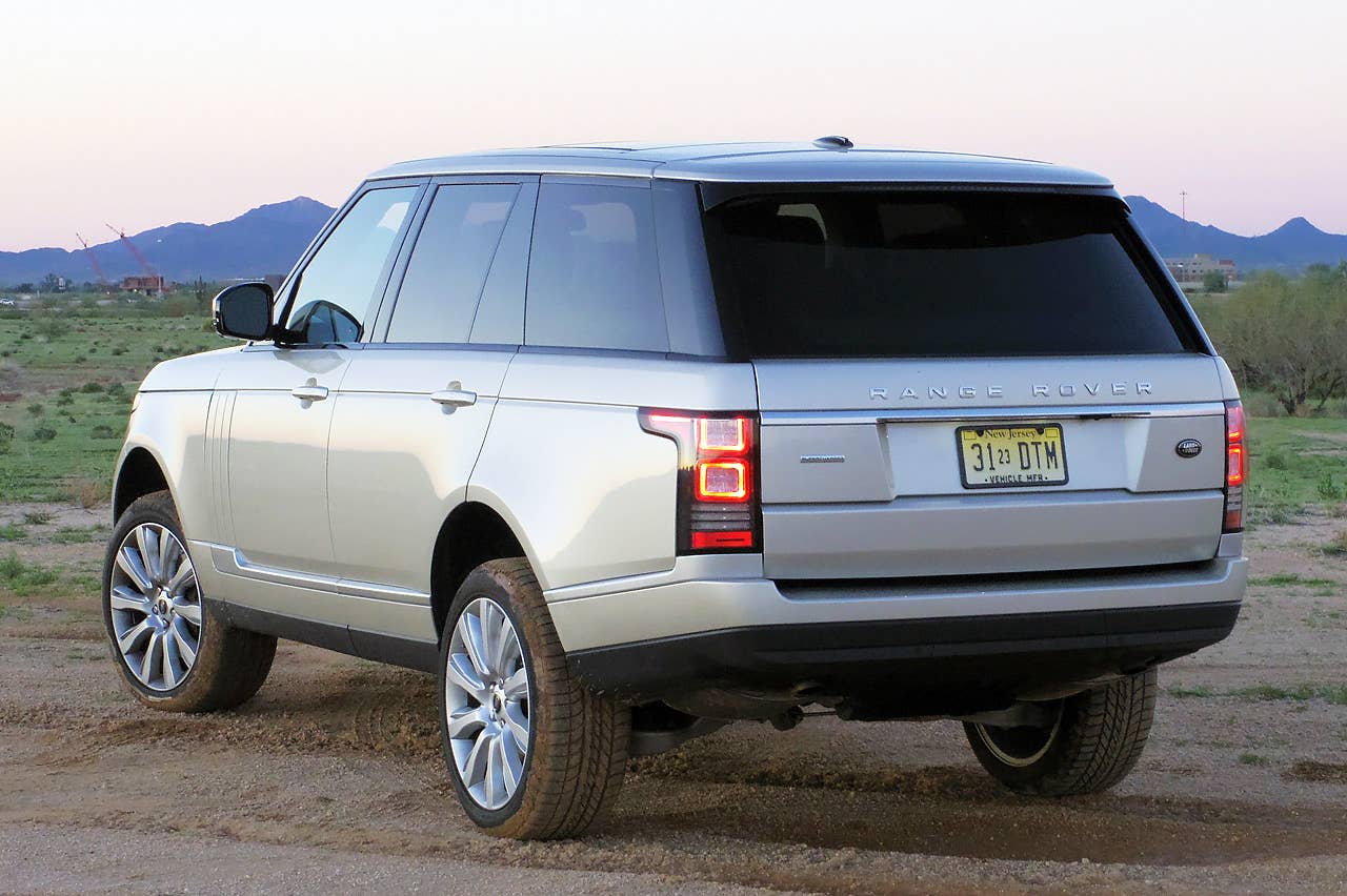 2013 Land Rover Range Rover rear 3/4 view