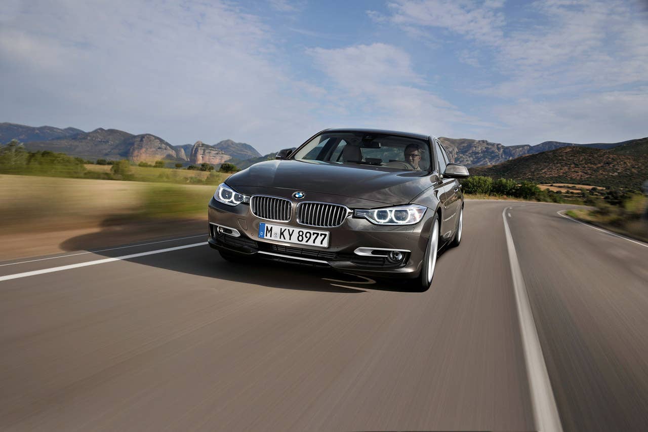 The new BMW 3 Series Sedan, Modern Line (10/2011)