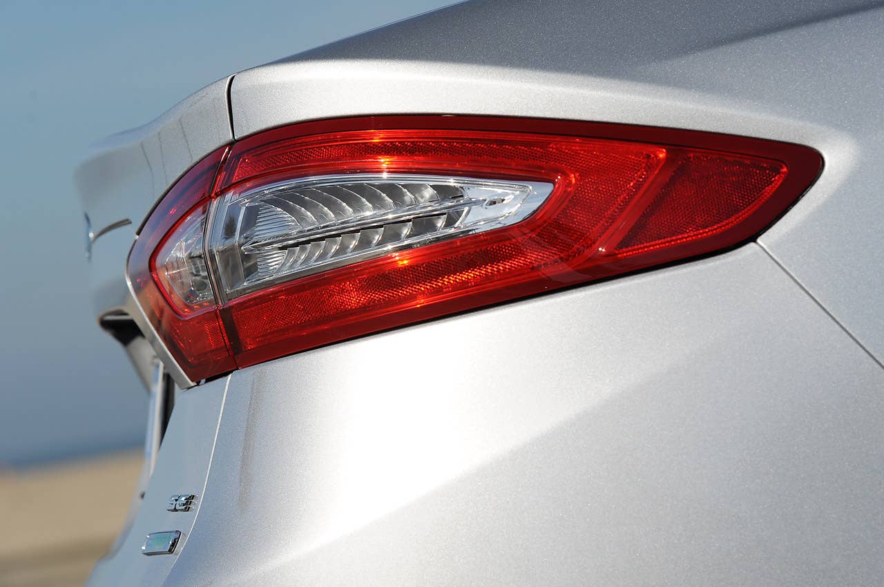 2013 Ford Fusion taillight