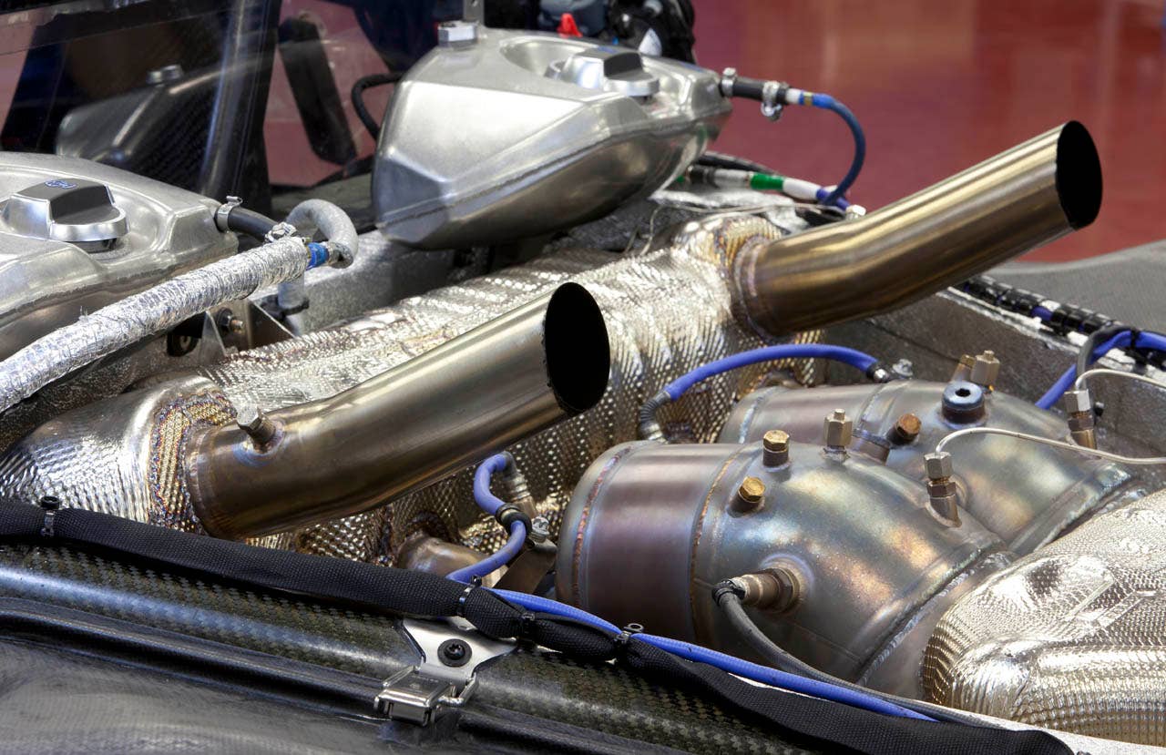 Porsche 918 Spyder engine bay