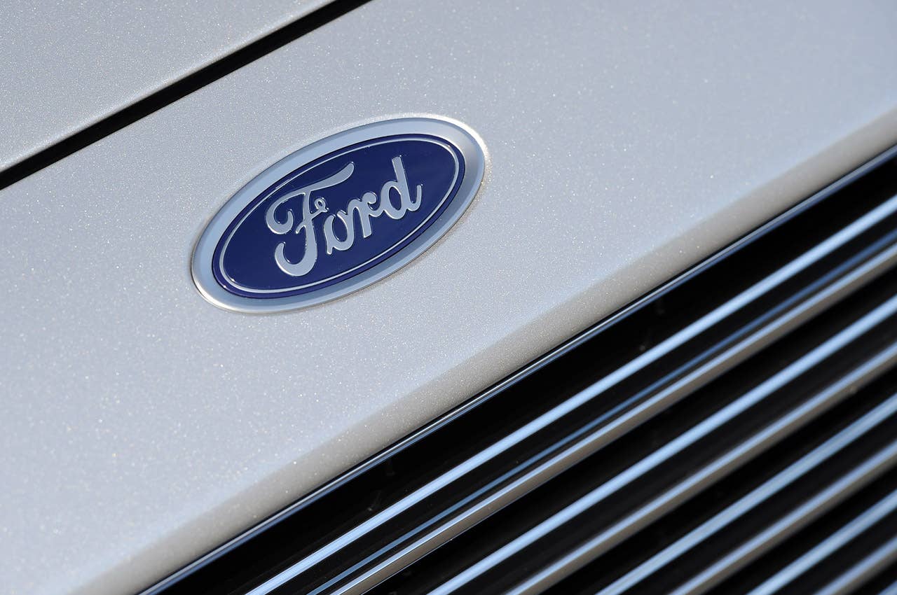 2013 Ford Fusion logo