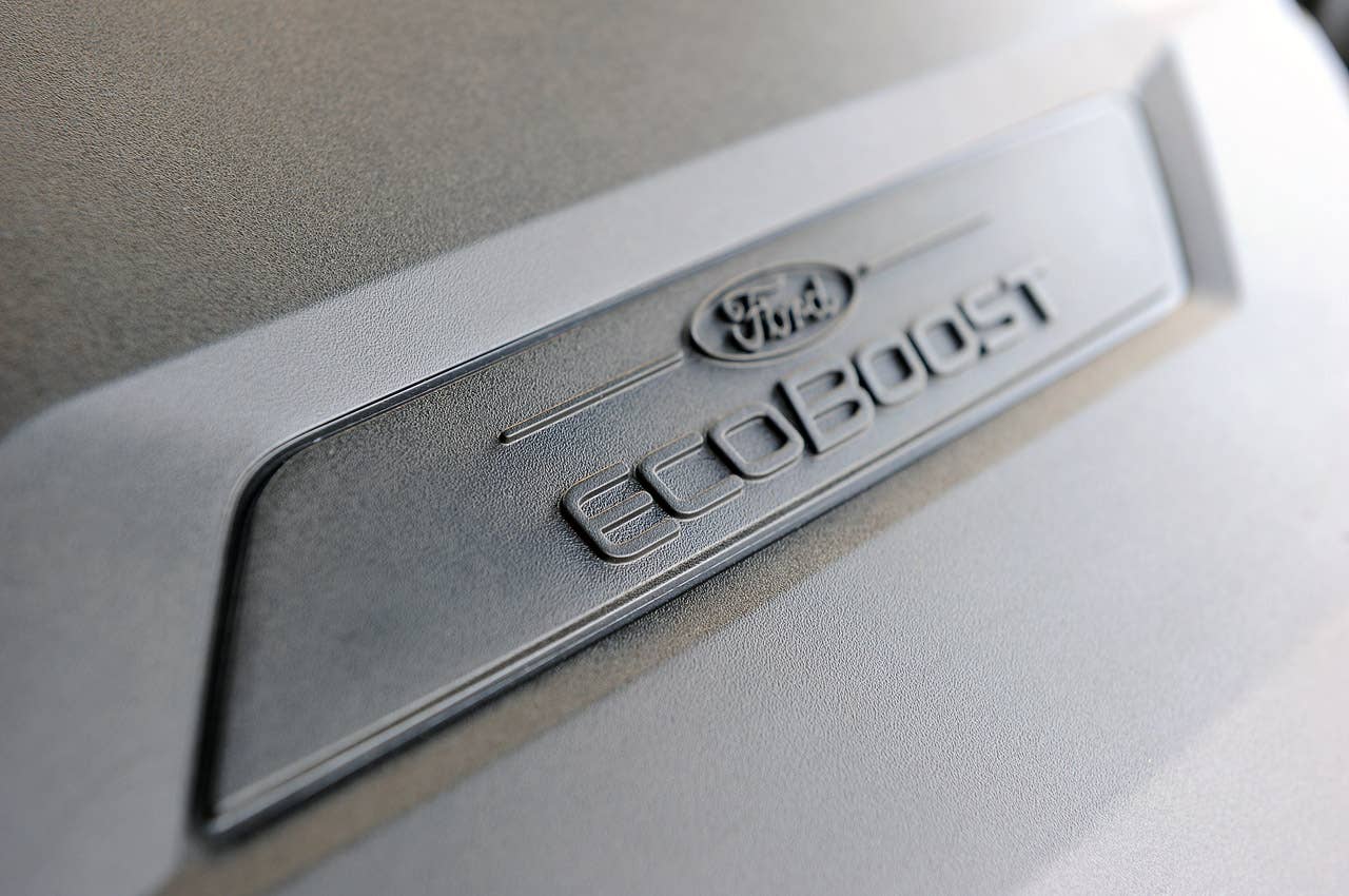 2013 Ford Fusion engine detail