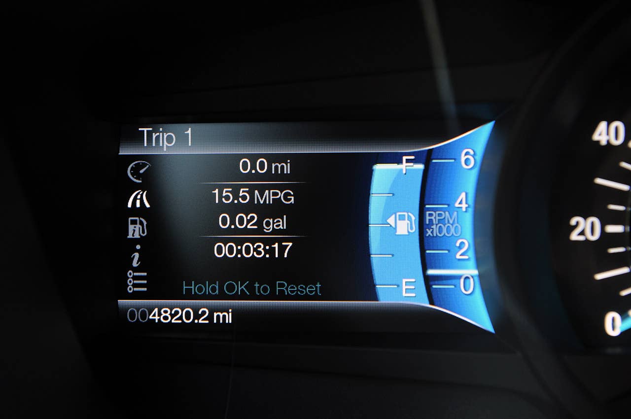 2013 Ford Fusion trip display