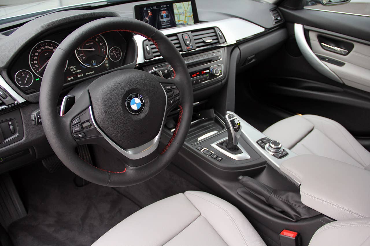 2013 BMW ActiveHybrid 3 interior