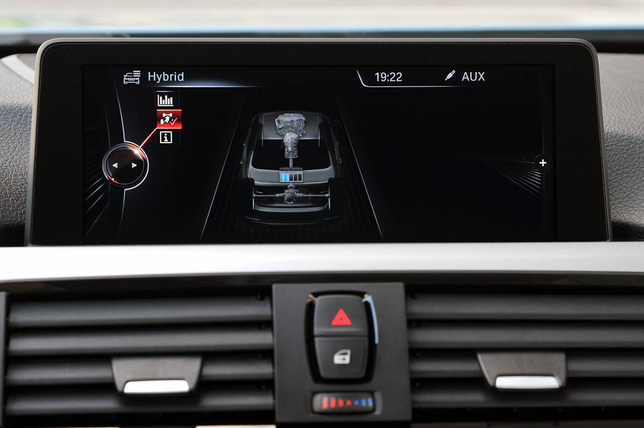2013 BMW ActiveHybrid 3 drive mode display