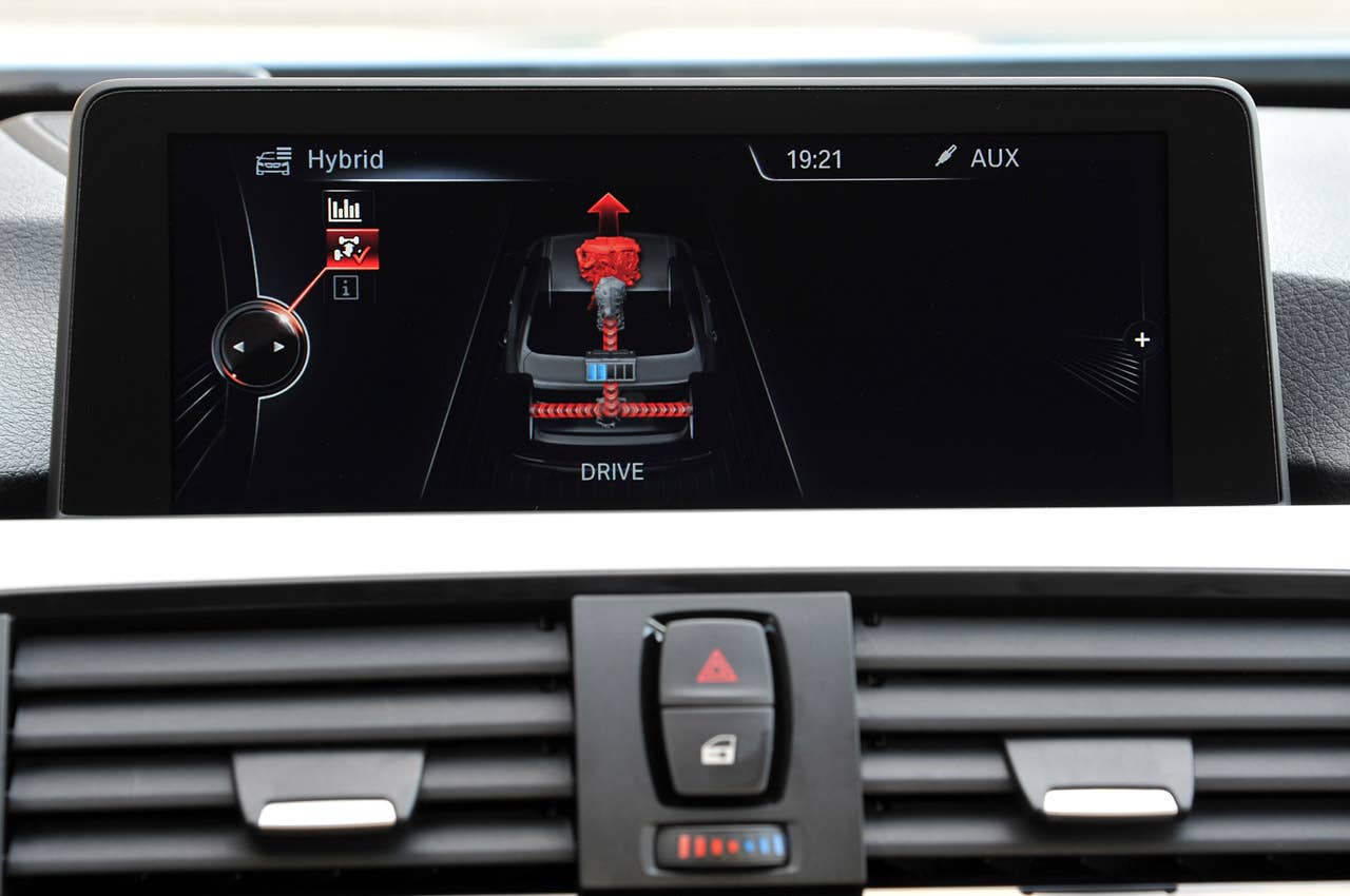 2013 BMW ActiveHybrid 3 drive mode display